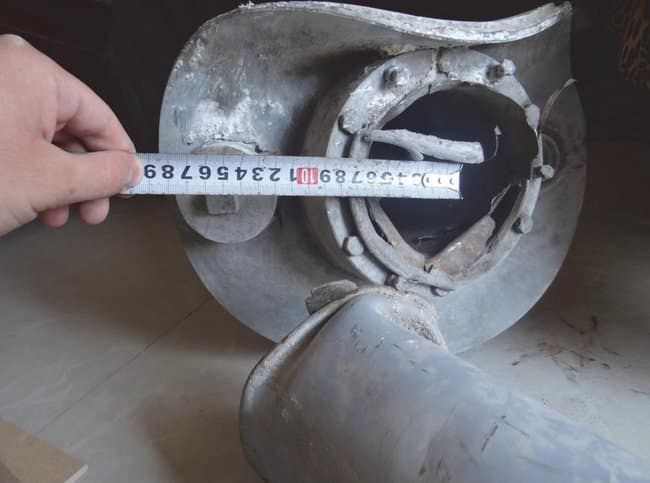 An image taken by local activists in Damascus shows the remains of a rocket implicated in a chemical attack in August. (Image and caption: New York Times)